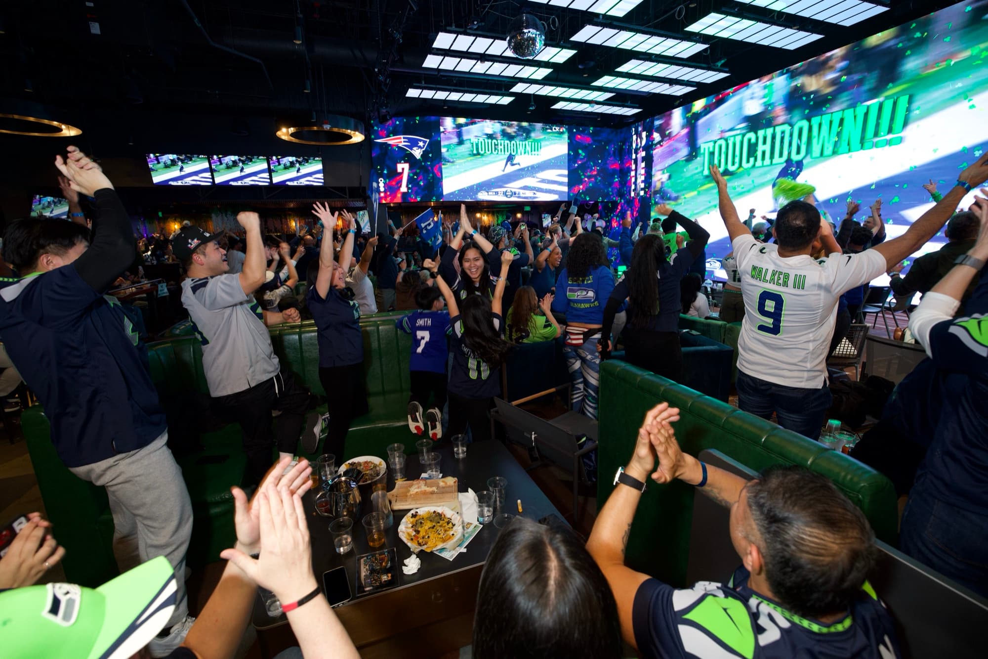 Mirra Arena 场地舞台布置